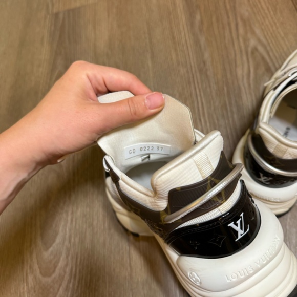 Louis Vuitton Run 55 Sneakers US 7 - Picture 3 of 5